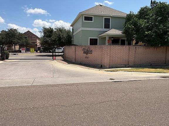 4th image of 9310 Albany Dr
