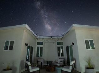 1674 Mason Dixon Rd, Joshua Tree, CA 92252