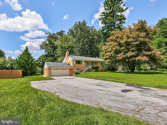 3rd image of 13210 Lutes Dr