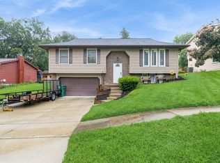 1010 Caroline Ter, Indianola, IA 50125