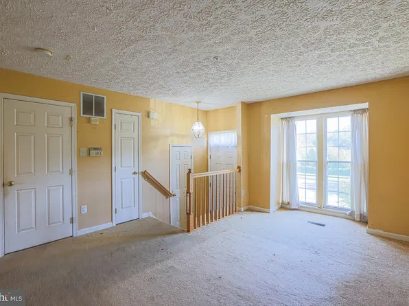 63 Choctaw Ct, Baltimore, MD 21220