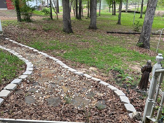 5th image of 52 Gilbert Bay Dr