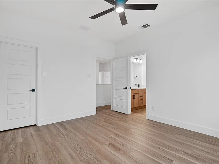 5704 Wayside Dr — Photo 13