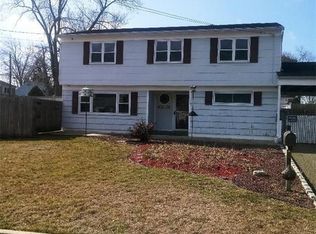 109 Southwood Dr, Old Bridge, NJ 08857