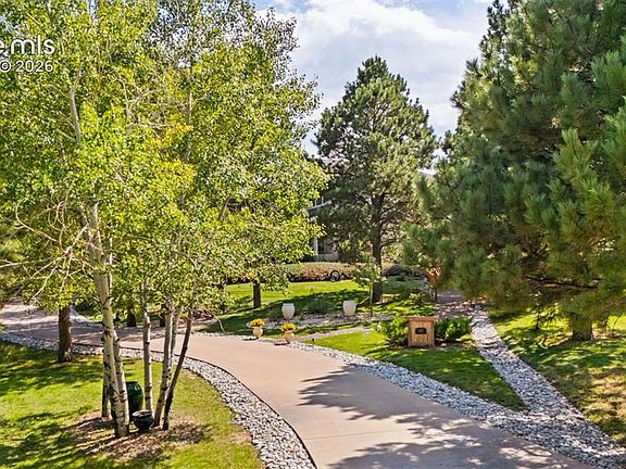 3rd image of 345 Lions Head Dr
