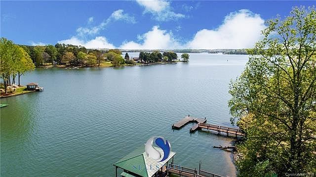 ENJOY  BOATING, FISHING, KAYAKING, OR PADDLE-BOARDING ON THE 520 MILES OF SHORELINE OF LAKE NORMAN.