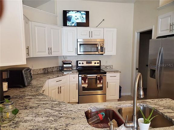 2nd image of 101 Sparrow Ct