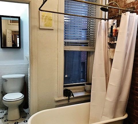 4th image of 322 E 11th St APT 7