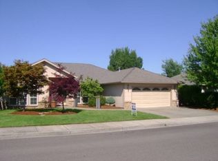 1442 Yellowstone Ave, Medford, OR 97504