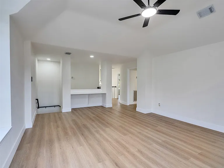 246 Cedar Elm Ln — Photo 24