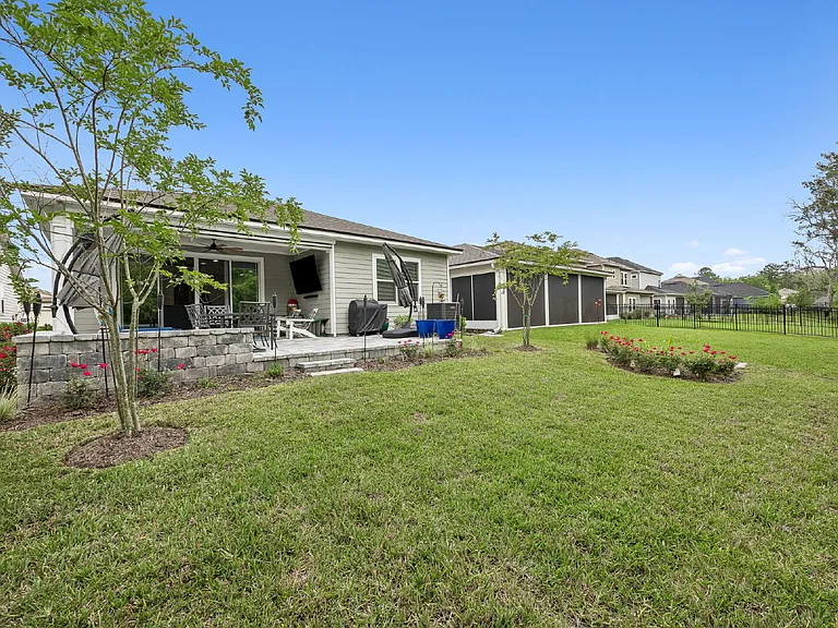 75573 Blackbird Dr — Photo 32