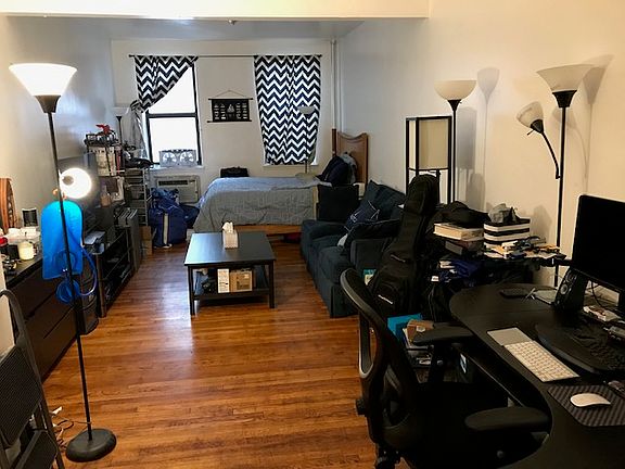 2nd image of 533 W 45th St APT 3B