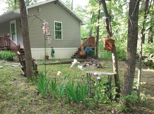 9247 River Rd, Bartelso, IL 62218