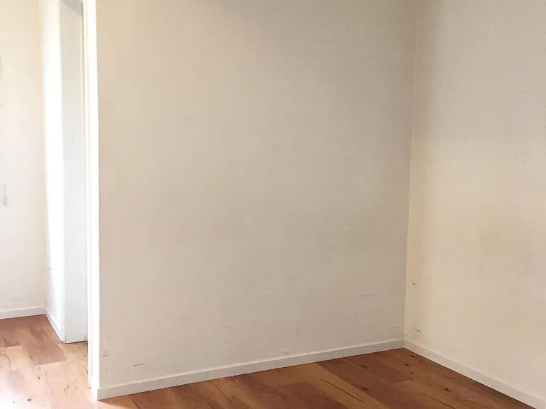211 W Sola St #A — Photo 7