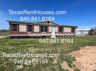 11672 McFall Rd, Iowa Park, TX 76367