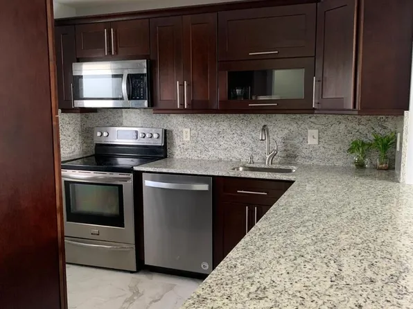 5700 NW 2nd Ave APT 311, Boca Raton, FL 33487
