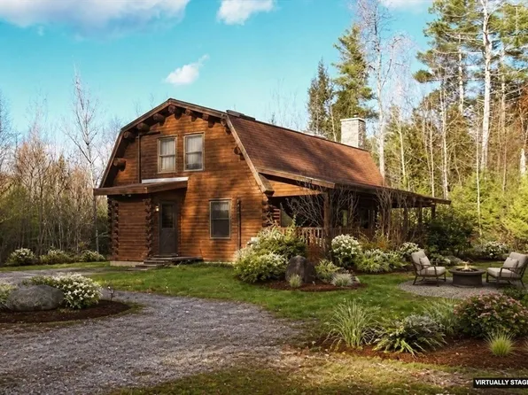23 Dana Rd, Petersham, MA 01366
