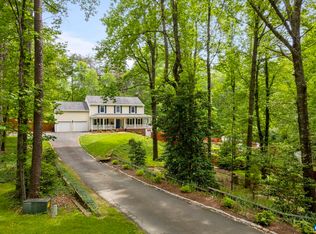 2218 Wisteria Dr, Charlottesville, VA