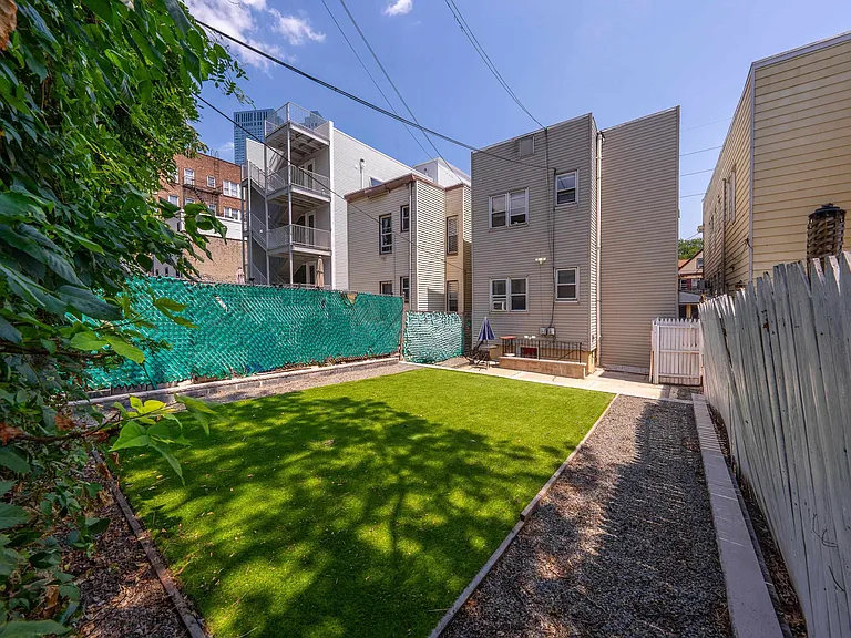 73 Van Reypen St #2 — Photo 19