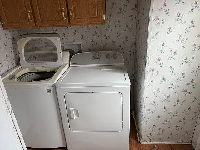 4975 Newport Ct — Photo 11