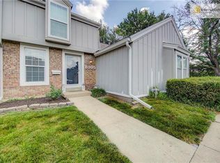 8105 Halsey St, Lenexa, KS 66215