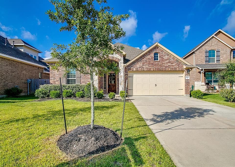 1st image of 2623 Forest Cove Ct