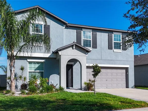 5519 Blue Azure Dr, Wimauma, FL 33598