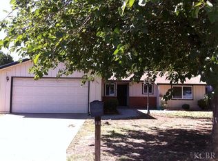 543 Lombardy Ln, Lemoore, CA 93245