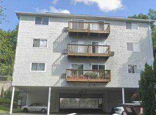 7 Hamilton Ave APT 33, Norwalk, CT 06854