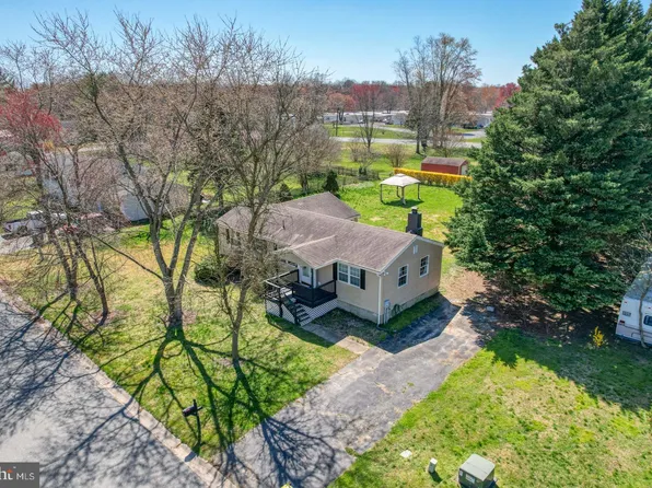 61 Basswood Dr, Felton, DE 19943