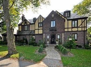 2934 146th St, Flushing, NY 11354