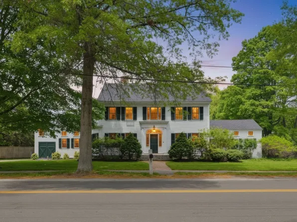 62 Main St, Westford, MA 01886