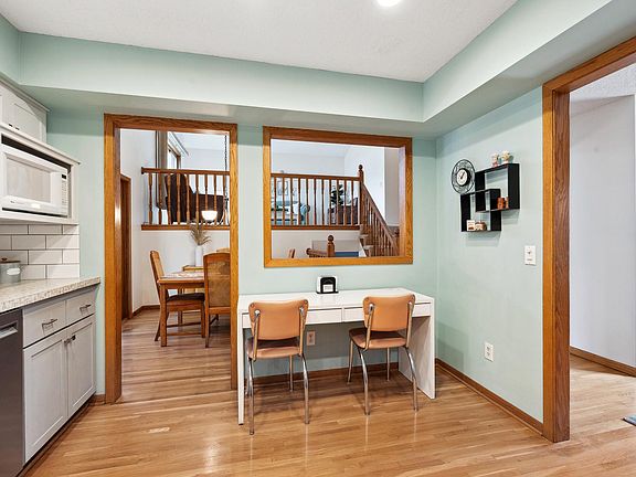 5th image of 5015 Norwood Ln N