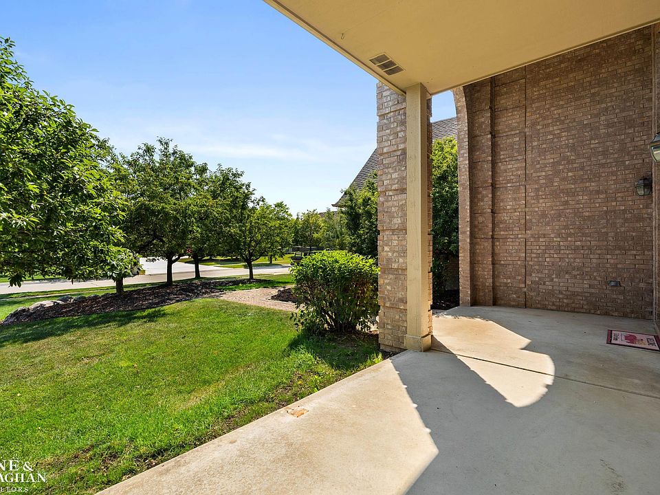 94 Ingram Dr, photo 8