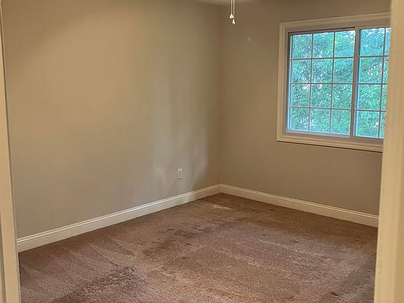 5th image of 288 Lafayette Rd #4