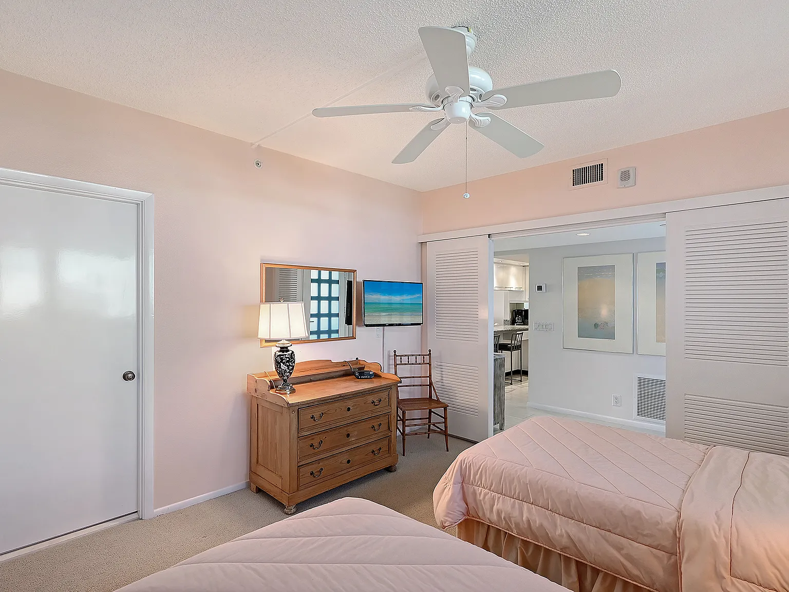 2 bed, 1503 sqft, $10,000 — Photo 4