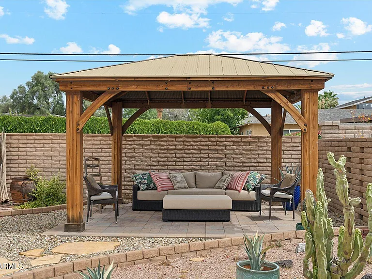 3736 E Glenrosa Ave — Photo 30