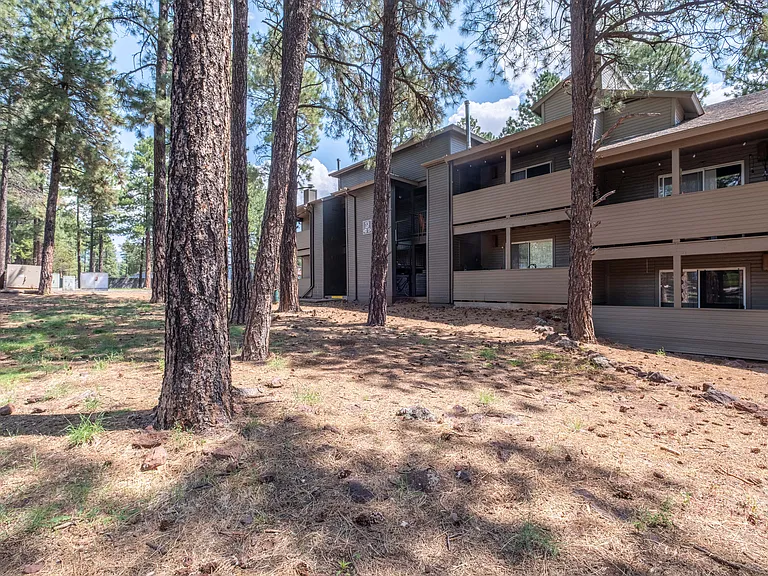 Exterior Image 1