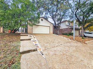 6433 Brookway Dr, San Antonio, TX 78240
