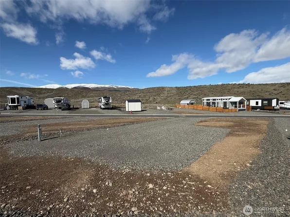 1769 Naches Wenas Rd #144, Selah, WA 98942