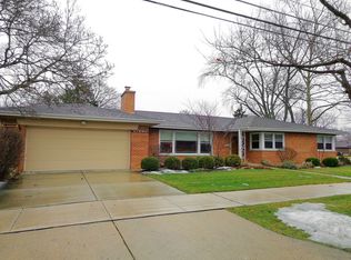 401 S Na Wa Ta Ave, Mount Prospect, IL 60056