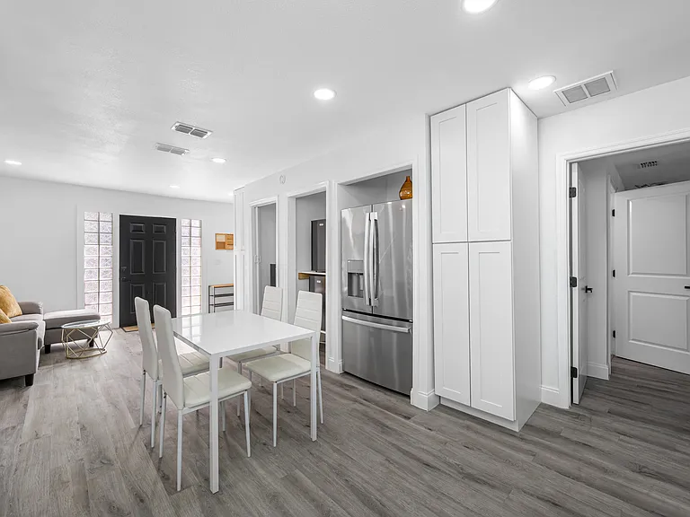 4737 W Oklahoma Ave #2 — Photo 7