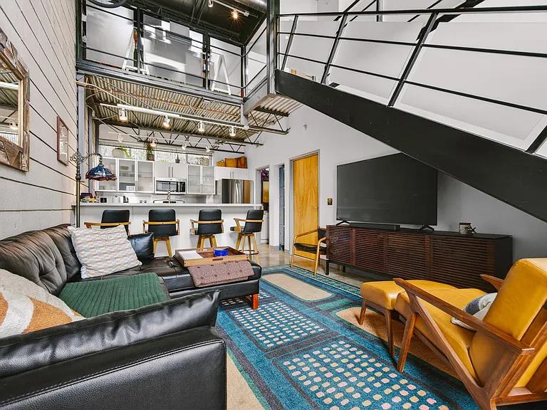 4801 S Congress Ave #H1 — Photo 5