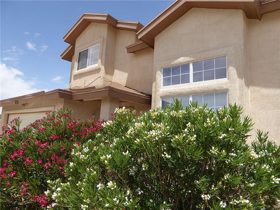 1st image of 828 Saguaro Park