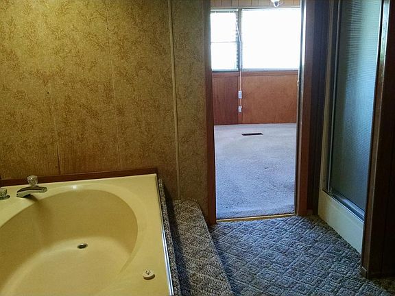 5th image of 2524 Commonwealth Dr Lot 2