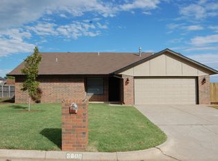 3800 Seaward Cir, Yukon, OK 73099