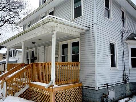 Half Duplex 1118 E. 4th St