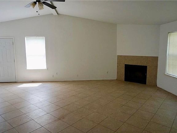 4th image of 7519 Tiffany Meadows Ln
