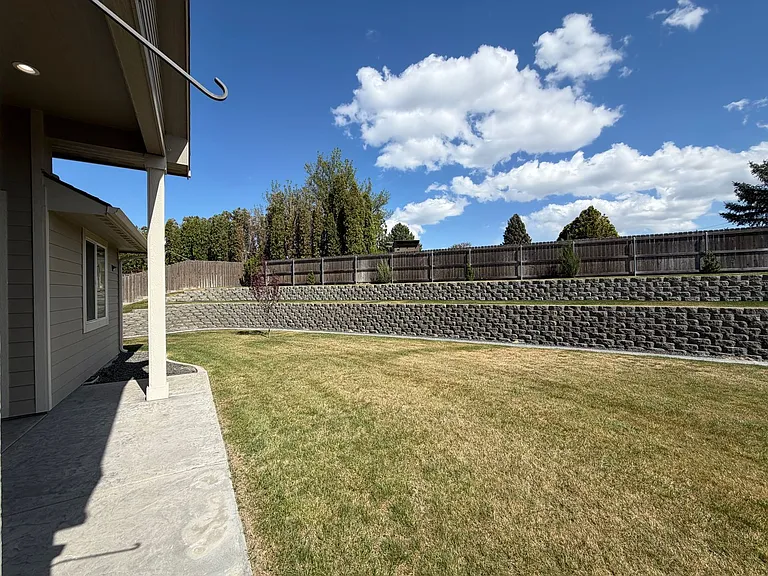 189 Mata Rd — Photo 31