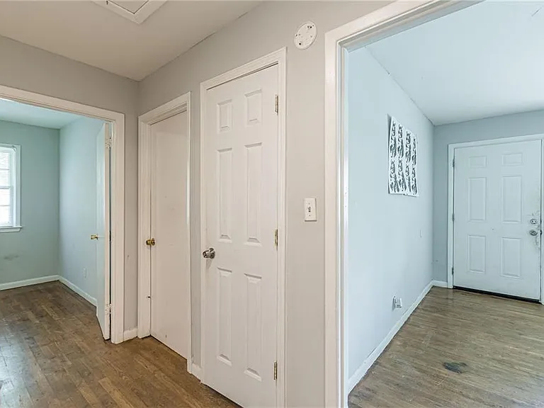 350 Brooks Ave SW — Photo 19
